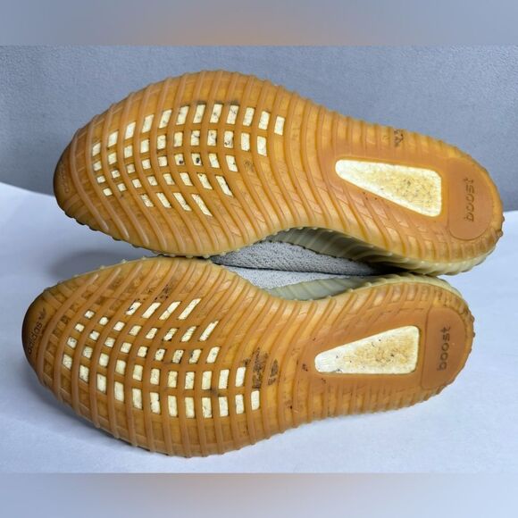 Adidas Yeezy Boost 350 V2 Sesame Size 10.5 - Picture 3 of 16